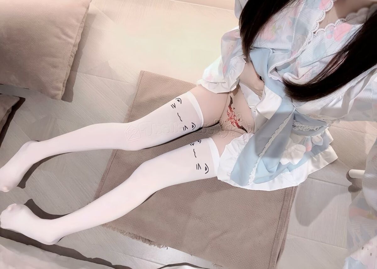  被同桌摸出水来了好爽